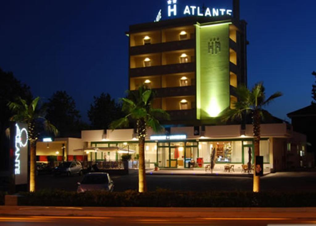 Hotel Atlante Alba Adriatica Esterno foto